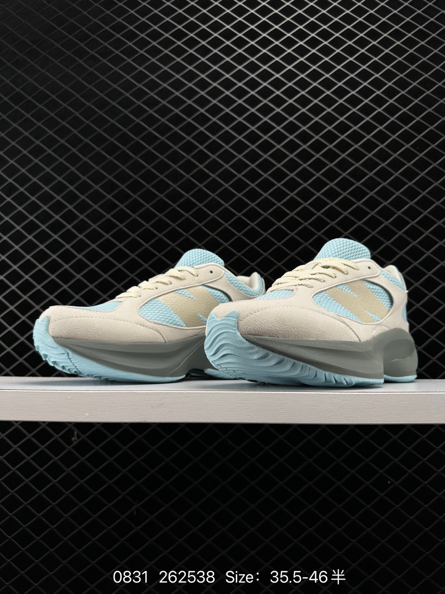 New Balance Warped Runner